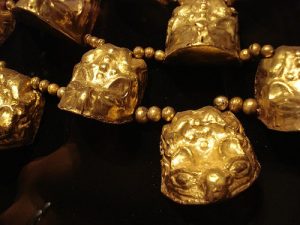compra venta de oro: cambiar joyas por dinero